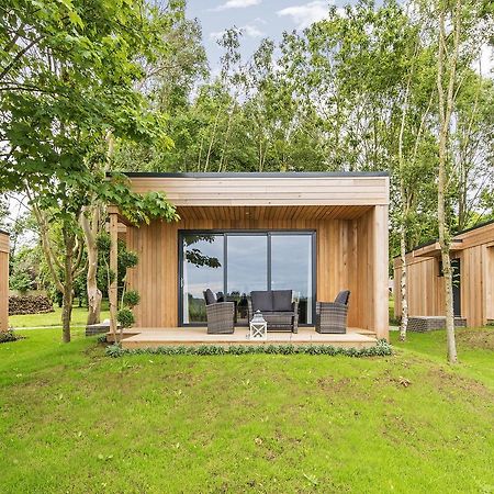 Tinwood Estate Vineyard Lodges شيشستر المظهر الخارجي الصورة