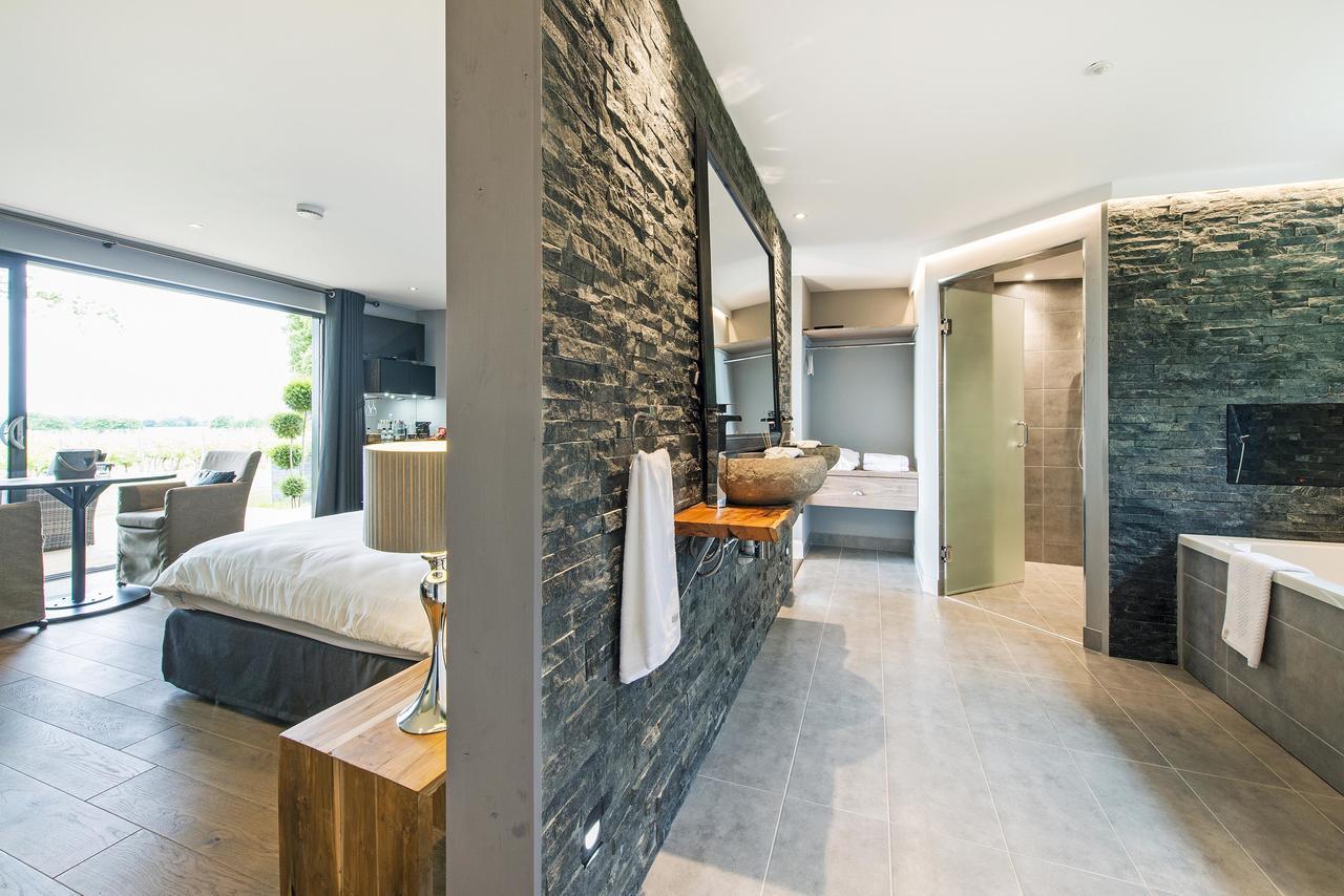 Tinwood Estate Vineyard Lodges شيشستر المظهر الخارجي الصورة